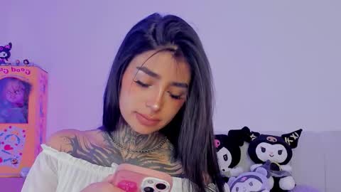 Alice  online show from 10-09-25, 04:38