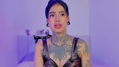 Alice  online show from 10-11-25, 05:55