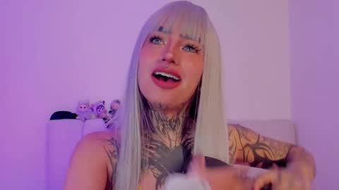 Alice  online show from 11-17-25, 08:03