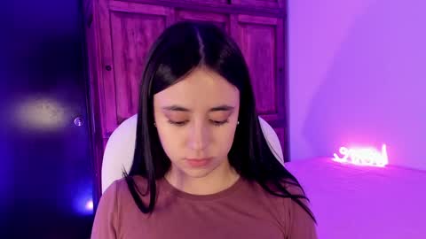 Aliceee  ..   97YP9VWGZHrefnav wishlist lists 1 online show from 01-19-25, 09:13