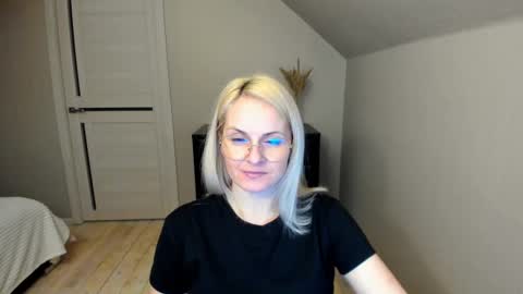 Alicee online show from 02-28-25, 07:14