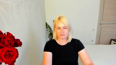 Alicee online show from 06-15-26, 02:30