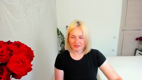Alicee online show from 06-17-26, 09:23