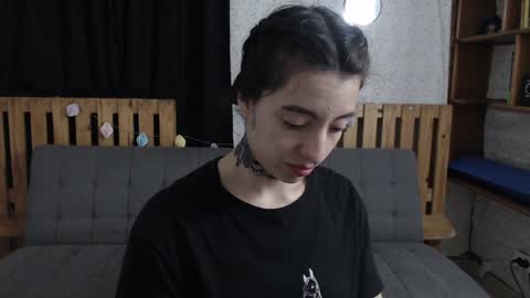 alicee_logan_ online show from 12-31-24, 02:40