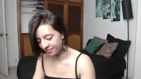 alicee_logan_ online show from 12-19-25, 02:40