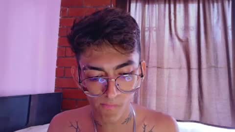 alicee_randyy online show from 05-25-26, 06:58