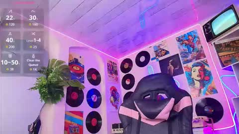 Danna online show from 09-11-25, 07:25