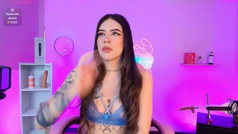 Alice online show from 10-20-25, 12:27