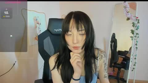 Alice online show from 05-06-26, 02:19