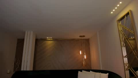 Snapshot of aliceharperx chatting on 10-18-25, 11:55 Alice online show from 10-18-25, 11:55