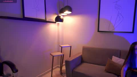 Snapshot of aliceharperx chatting on 10-31-25, 07:48 Alice online show from 10-31-25, 07:48