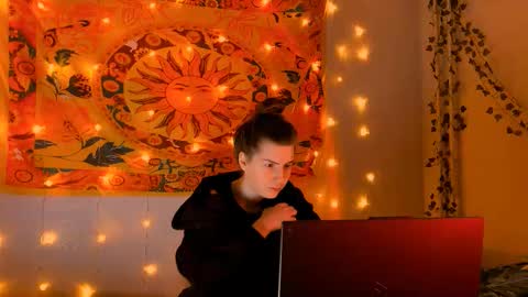 Alice online show from 02-08-26, 05:11