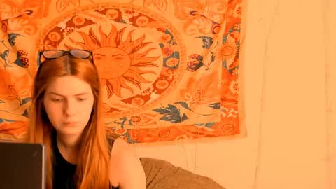 Alice online show from 06-10-26, 05:18