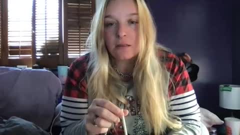 Alice online show from 12-16-25, 07:19