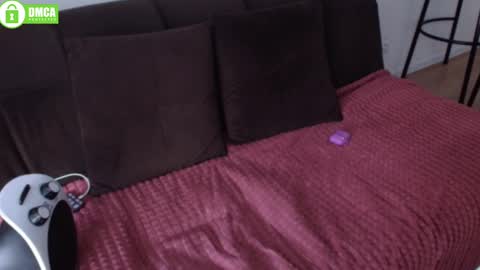 Snapshot of aliceinspires chatting on 02-25-25, 01:06 Alice online show from 02-25-25, 01:06