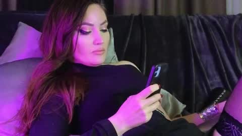 Snapshot of alicejameson chatting on 02-16-25, 06:21 alicejameson online show from 02-16-25, 06:21