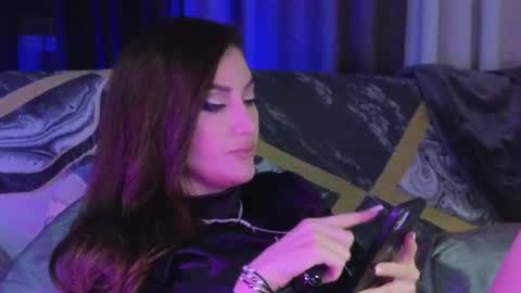 Snapshot of alicejameson chatting on 09-11-25, 09:04 alicejameson online show from 09-11-25, 09:04