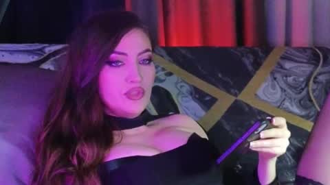 Snapshot of alicejameson chatting on 09-21-25, 09:05 alicejameson online show from 09-21-25, 09:05