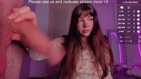 Snapshot of alicekaneky_xx chatting on 10-07-25, 11:35 Alice 19 Kaneky 19 online show from 10-07-25, 11:35