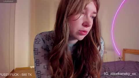 Snapshot of alicekaneky_xx chatting on 03-13-26, 06:58 Alice 19 Kaneky 19 online show from 03-13-26, 06:58