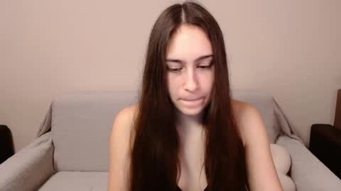 Snapshot of alicekollt chatting on 01-25-25, 06:35 alicekollt online show from 01-25-25, 06:35