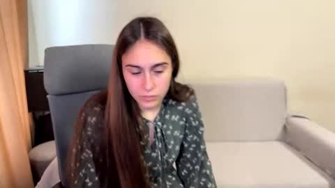 alicekollt online show from 10-19-25, 12:17