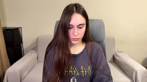 Snapshot of alicekollt chatting on 03-07-26, 09:12 alicekollt online show from 03-07-26, 09:12