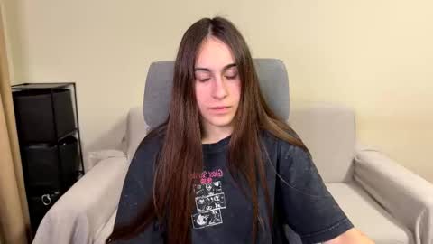 Snapshot of alicekollt chatting on 03-12-26, 10:16 alicekollt online show from 03-12-26, 10:16