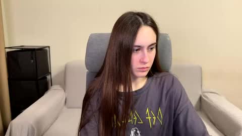 Snapshot of alicekollt chatting on 04-14-26, 09:32 alicekollt online show from 04-14-26, 09:32