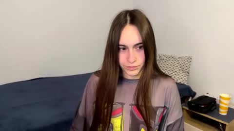 Snapshot of alicekollt chatting on 04-17-26, 08:34 alicekollt online show from 04-17-26, 08:34