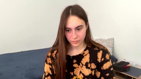 Snapshot of alicekollt chatting on 04-18-26, 08:40 alicekollt online show from 04-18-26, 08:40
