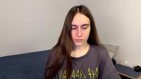 Snapshot of alicekollt chatting on 04-25-26, 08:50 alicekollt online show from 04-25-26, 08:50