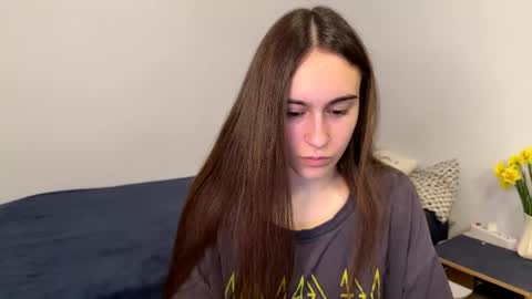 Snapshot of alicekollt chatting on 04-27-26, 08:18 alicekollt online show from 04-27-26, 08:18