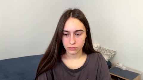 Snapshot of alicekollt chatting on 05-05-26, 06:10 alicekollt online show from 05-05-26, 06:10