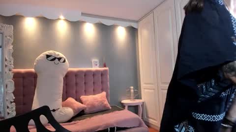 Alice online show from 02-18-26, 01:29