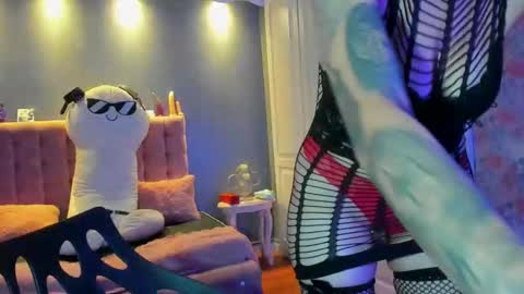 Alice online show from 03-11-26, 01:28