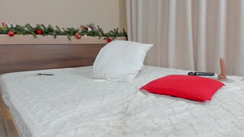 Maria online show from 12-23-24, 05:39
