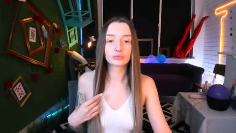 Alice online show from 10-06-25, 12:46