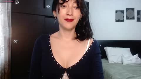 Snapshot of alicelove75 chatting on 07-12-26, 09:50 alicelove75 online show from 07-12-26, 09:50