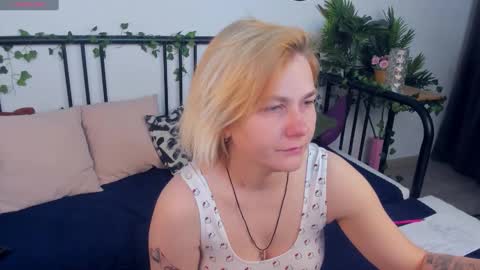 Alice online show from 09-16-25, 06:14