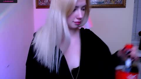 Alice online show from 02-05-26, 01:49