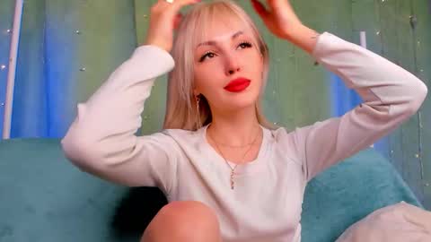 Snapshot of alicemonro chatting on 03-21-26, 02:05 alicemonro online show from 03-21-26, 02:05