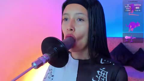 Snapshot of alicemoon__ chatting on 11-04-25, 10:25 Alicee online show from 11-04-25, 10:25