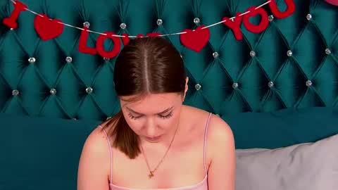 alicemoreno online show from 02-14-25, 06:51