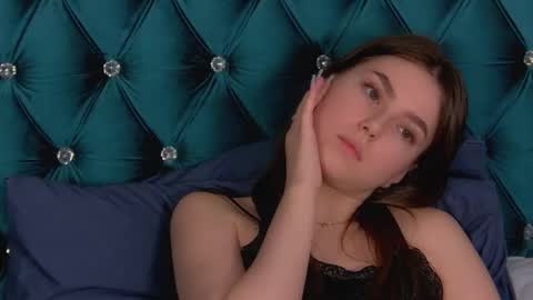 alicemoreno online show from 09-25-25, 06:44