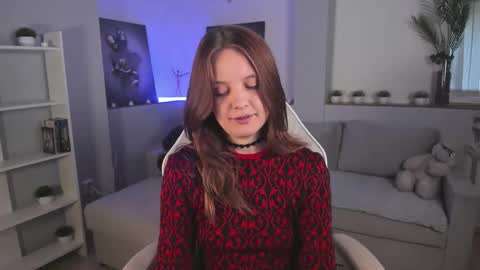 Snapshot of alicepill chatting on 09-18-25, 02:13 Alice online show from 09-18-25, 02:13