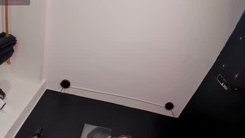 ALICE  online show from 03-10-26, 03:44