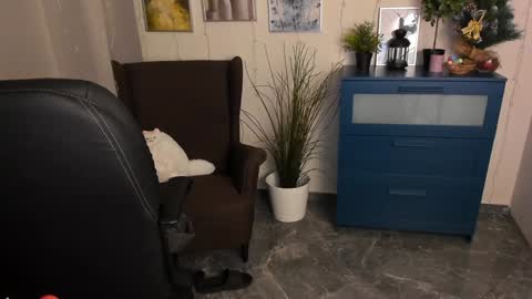 Alice online show from 12-13-24, 03:49