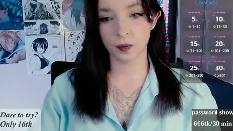 Snapshot of aliceriddle1 chatting on 04-25-26, 11:02 aliceriddle1 online show from 04-25-26, 11:02