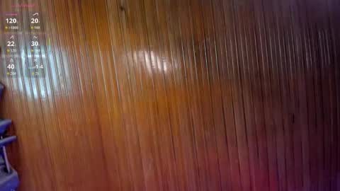 Snapshot of alices_kingsley chatting on 03-08-26, 02:04 Alice online show from 03-08-26, 02:04